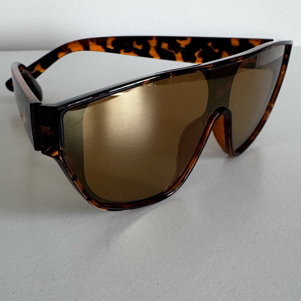 ✨Anthropologie✨ Tortoise Shell Sunglasses
